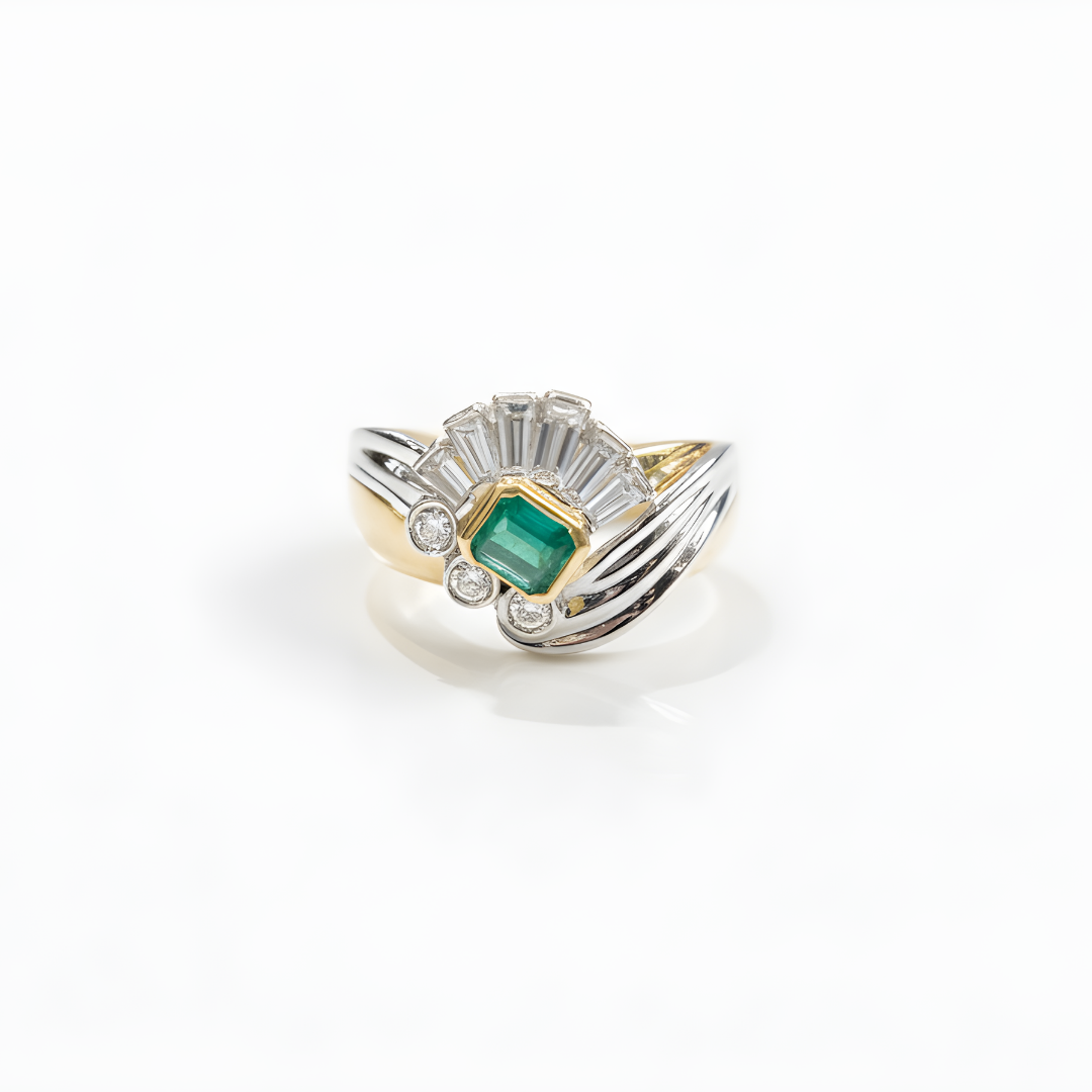 ANELLO DAMIANI oro con diamanti e smeraldo 0,29 ct.