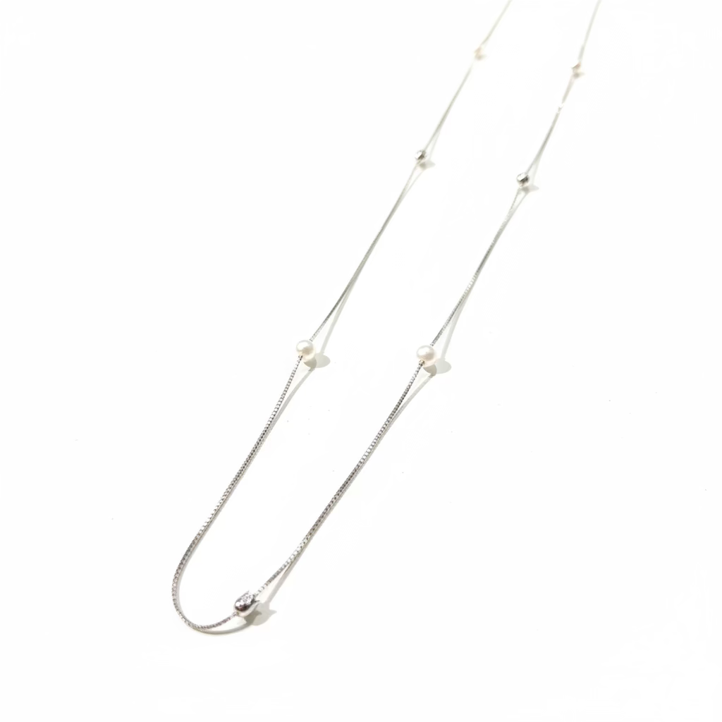 Collana Damiani Oro Bianco 18kt e Perle e Diamanti 1,05 metri