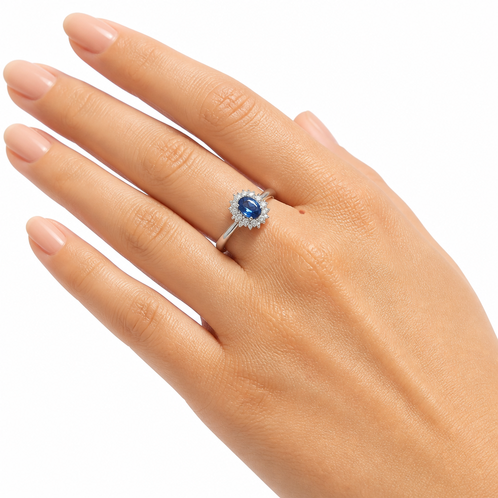 Anello Salvini 18kt indossato