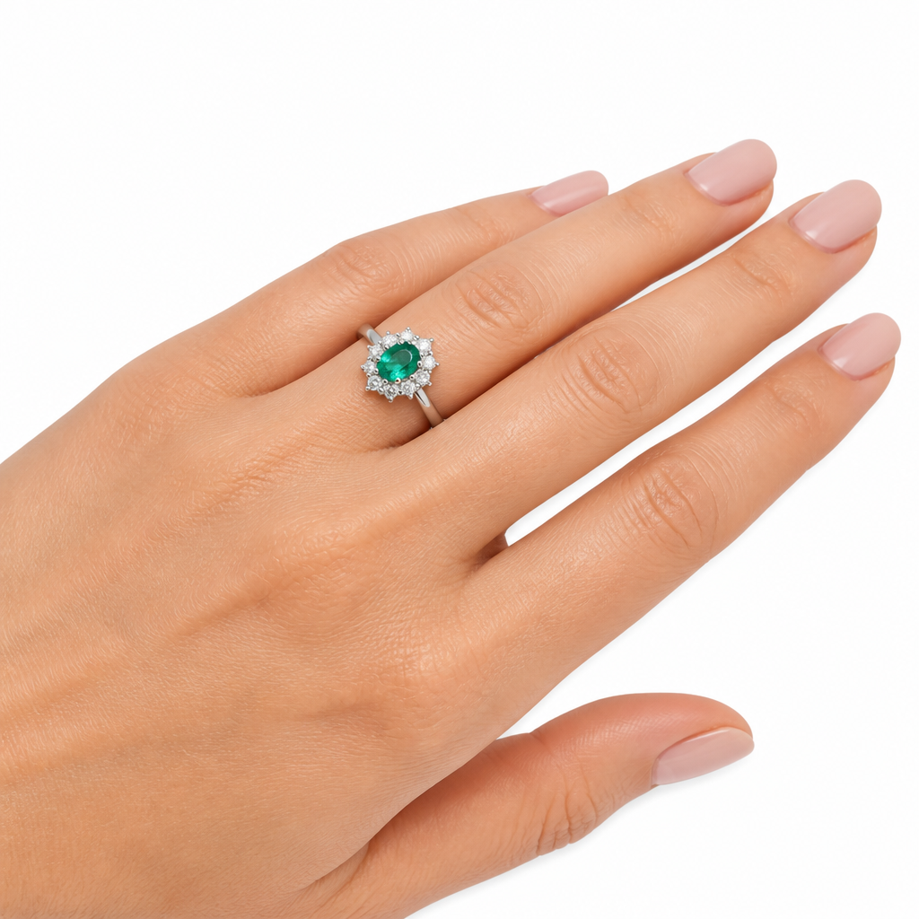 Anello Salvini 18kt indossato