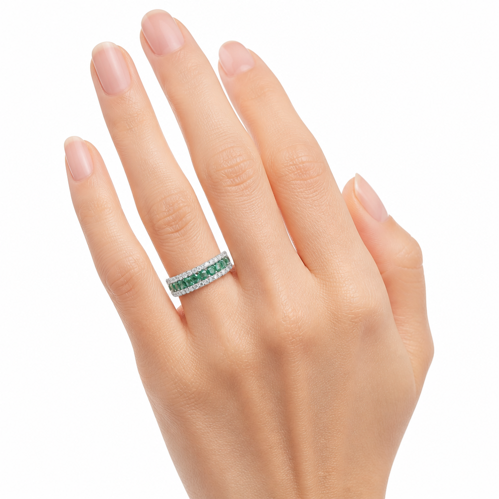 Anello Salvini Oro 18kt Fascia Diamanti E Smeraldi
